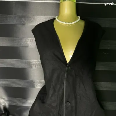 Women's tops and dresses, sizes S to 2XL, 5