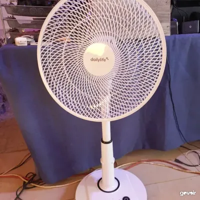 Standing fans with remote, 3 speeds