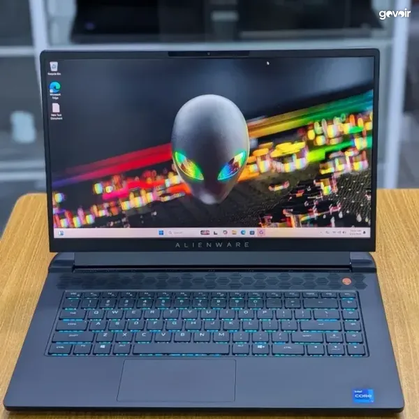 Alienware m15 R6, Core i7 11th gen, 16GB RAM, 1TB SSD, RTX 3070, 1