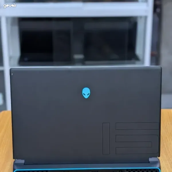 Alienware m15 R6, Core i7 11th gen, 16GB RAM, 1TB SSD, RTX 3070, 3