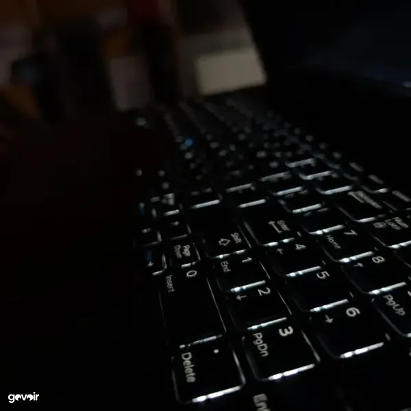 Dell 5580 workstation, Core i7, 16GB RAM, GeForce 940MX, 3