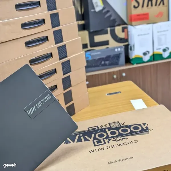 ASUS VivoBook Go 15, Ryzen 3, 8GB RAM, 256GB SSD, sealed, 4