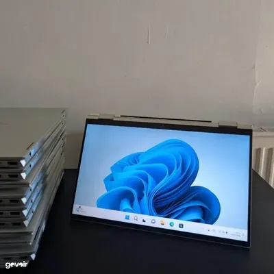 HP EliteBook x360 1040 G8, Core i5 11th gen, 16GB RAM, 4