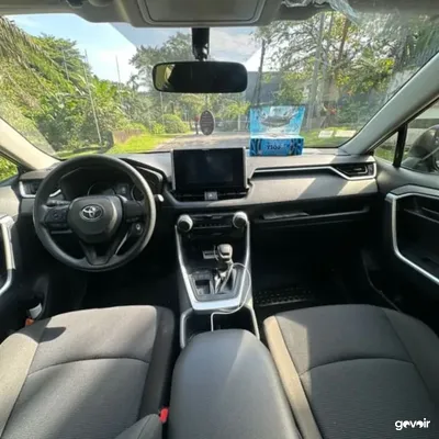 Toyota RAV4 2015 for rent, Douala, 2