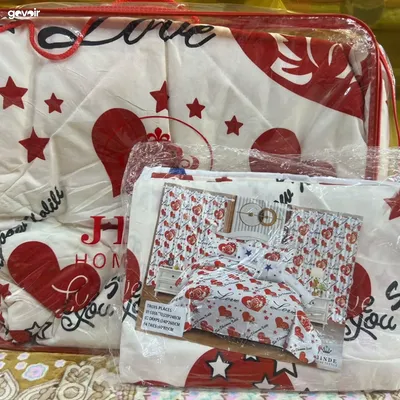Ensemble draps couette 3 places disponible  1 coeutte  2 draps  4 taies  Prix 22, 2