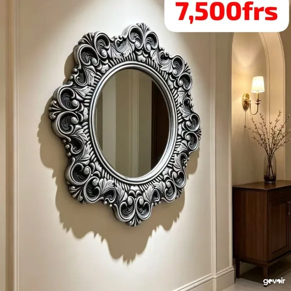 Miroor décoratif, 1
