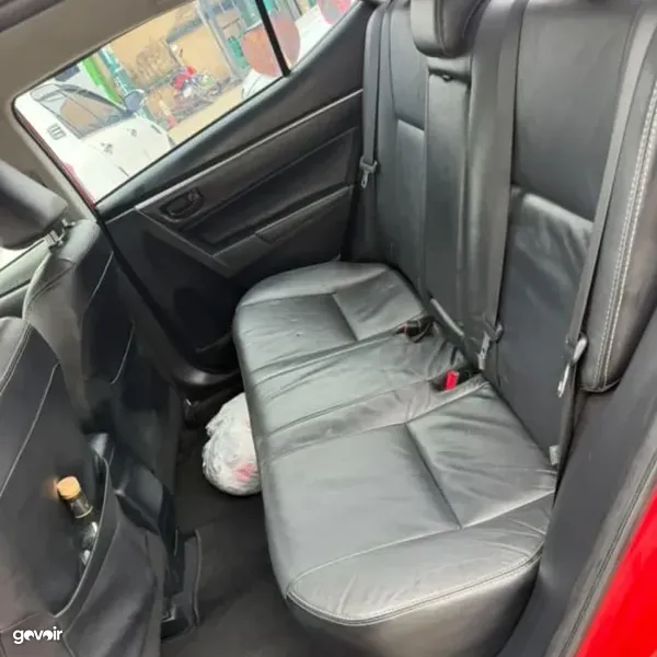 Toyota Corolla Altis 2015, automatic, 4